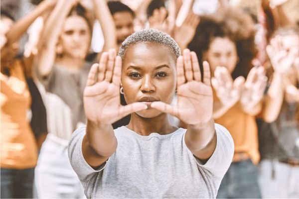 Direitos de Uso de Fotos e Proteção do Trabalho: O Que Fotógrafos Precisam Saber